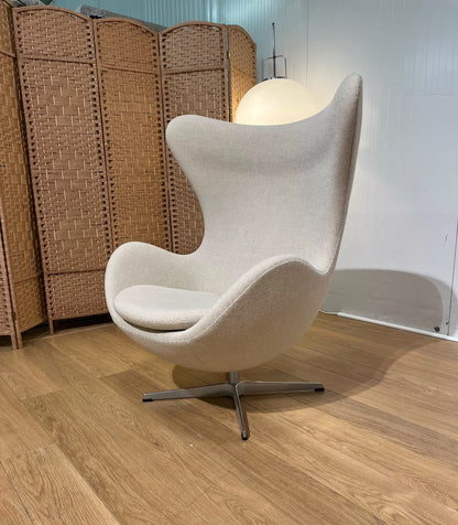 Fritz Hansen Egg Chair Fauteuil Nieuwstaat + Certificaat