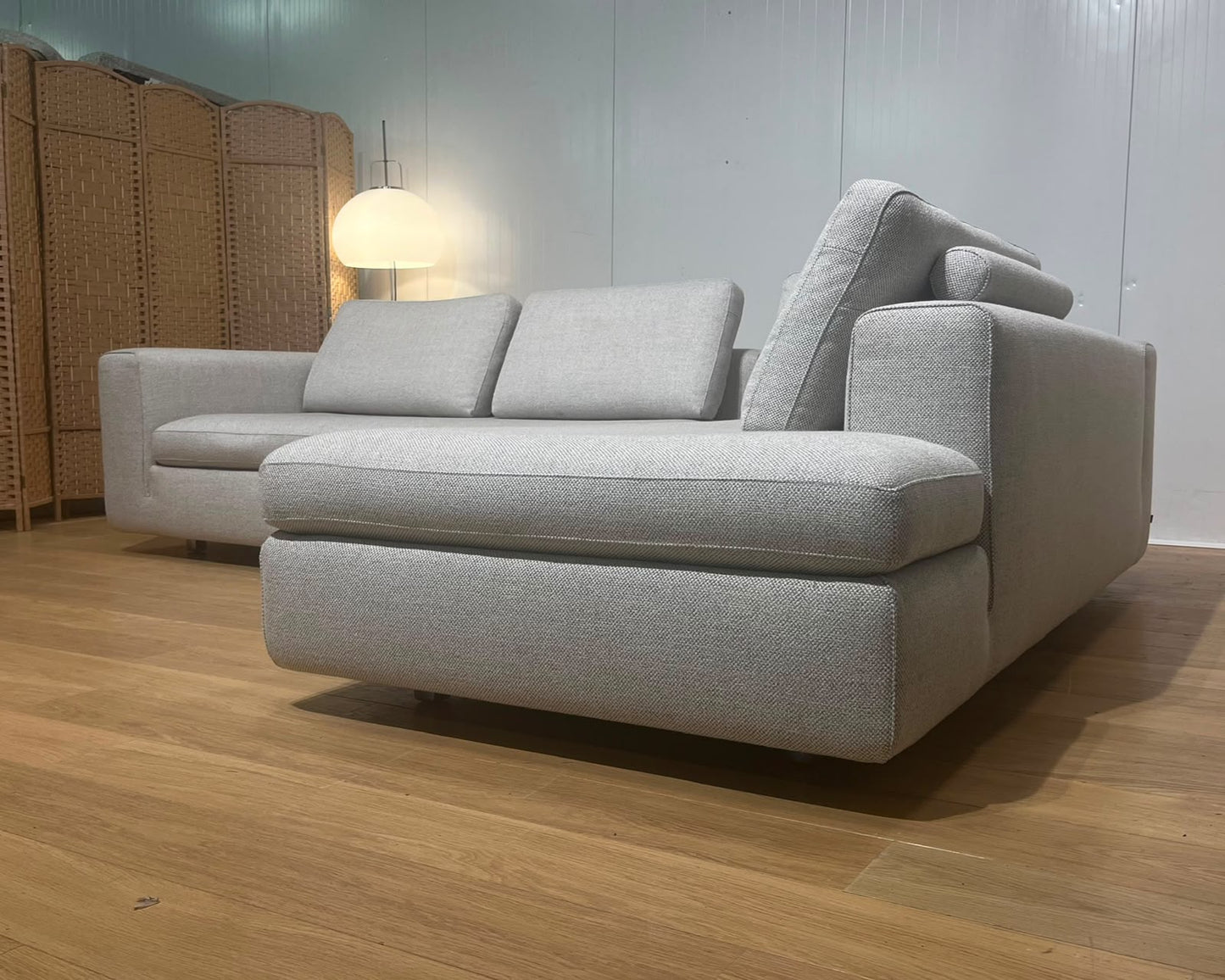 Nieuwstaat Design on Stock Vilaz Hoekbank - NP €9.500