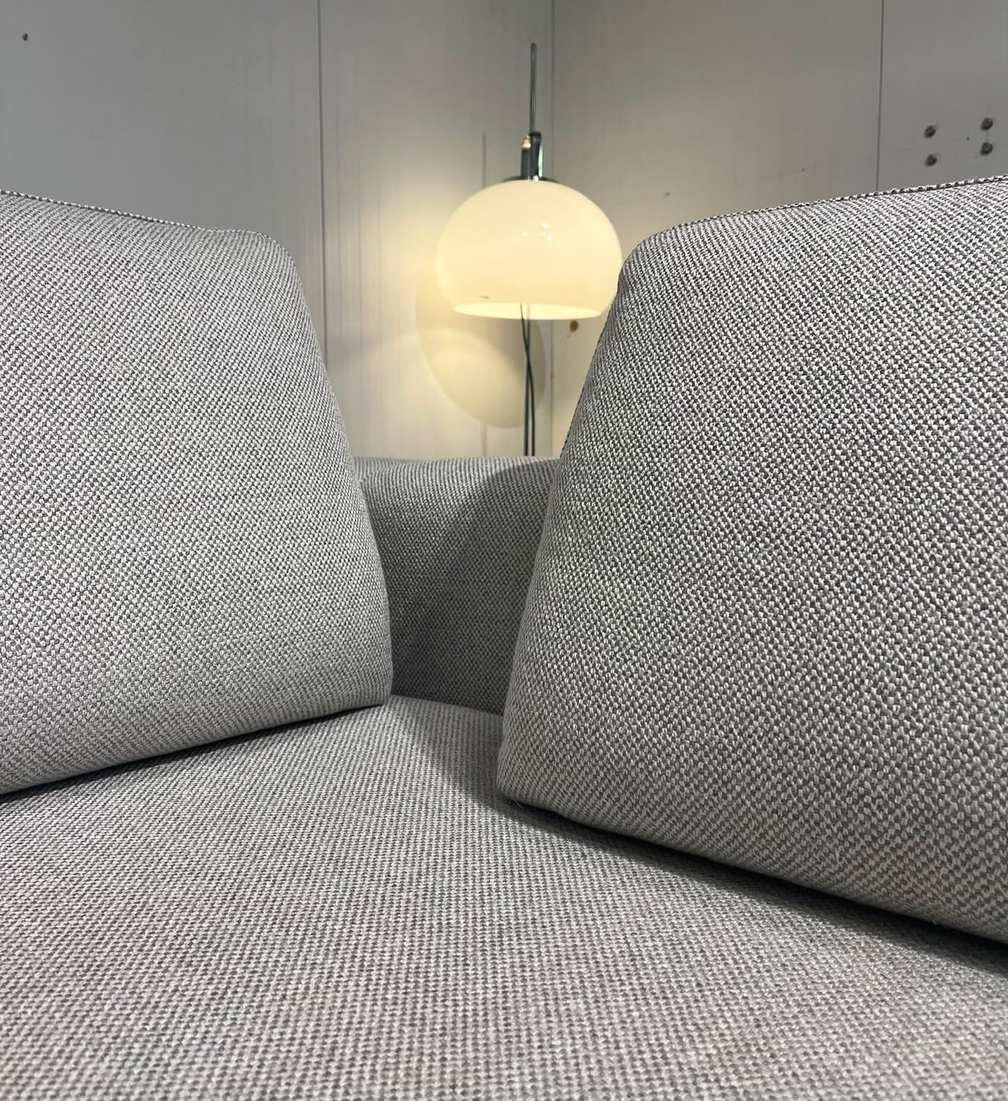 Nieuwstaat Design on Stock Vilaz Hoekbank - NP €9.500