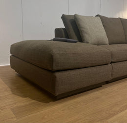 ZGAN Minotti Andersen Hoekbank Taupe + Hocker - NP €35.000