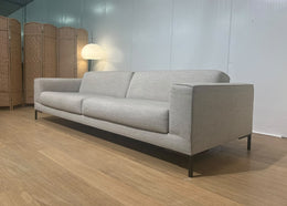 TER STOFFERING Design on Stock Aikon 4-zits + Hocker