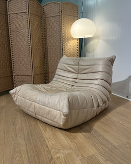 NIEUWSTAAT Ligne Roset Togo + Poef NP €5000 GARANTIE