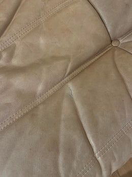 NIEUWSTAAT Ligne Roset Togo + Poef NP €5000 GARANTIE