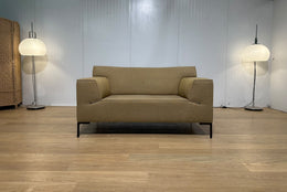 NIEUWSTAAT Design on Stock Loveseat NP €3.200 + GARANTIE