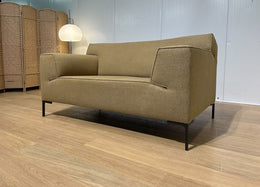 NIEUWSTAAT Design on Stock Loveseat NP €3.200 + GARANTIE