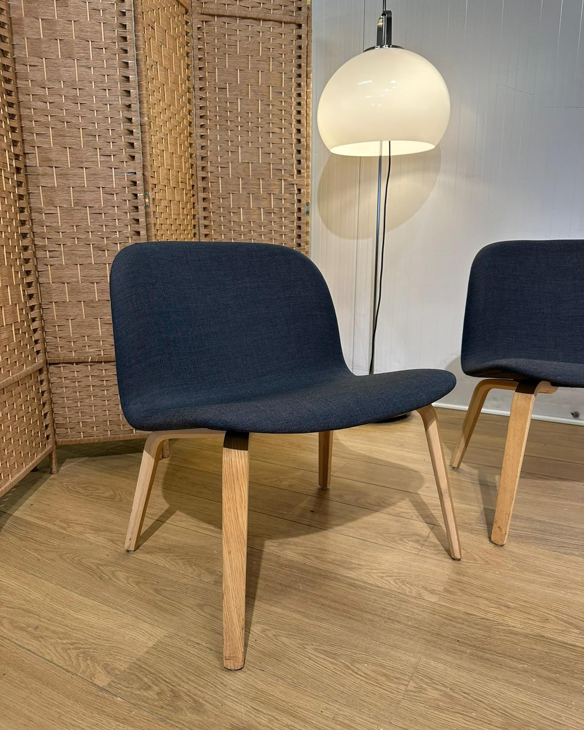 2x ZGAN Muuto Visu Fauteuils NP €750 p/st + GARANTIE