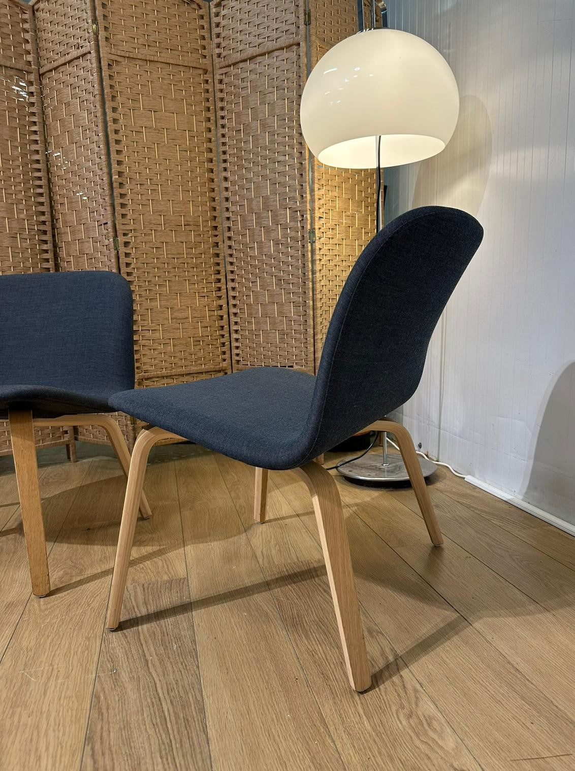 2x ZGAN Muuto Visu Fauteuils NP €750 p/st + GARANTIE